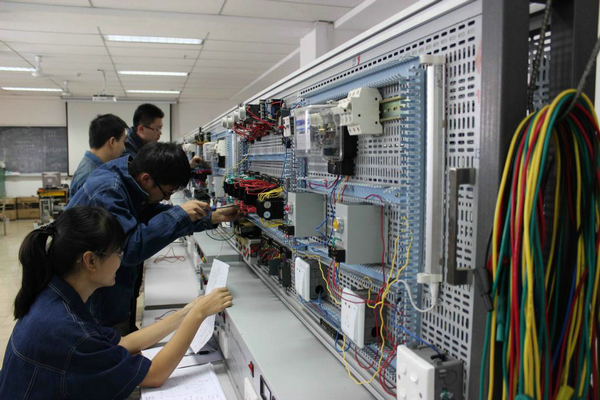 電氣裝配實訓室